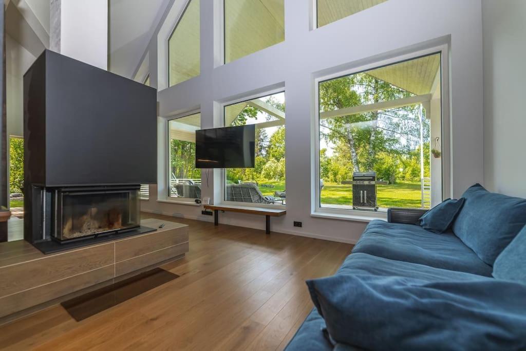 Modern Villa With Sauna & Hot Tub Hiiumaa 외부 사진