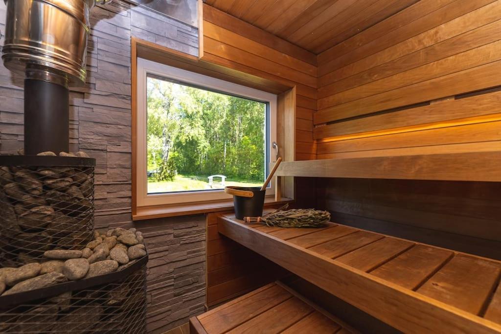 Modern Villa With Sauna & Hot Tub Hiiumaa 외부 사진
